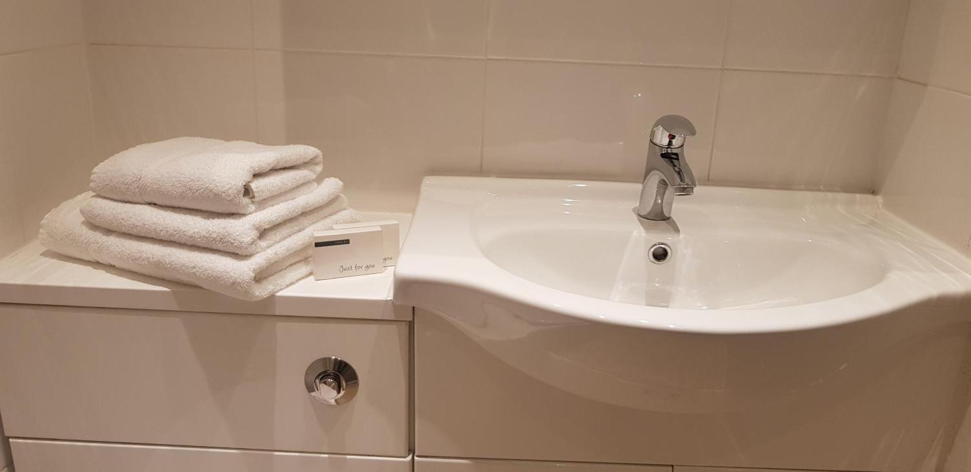 The Beverley Apartments London - Victoria 객실 사진