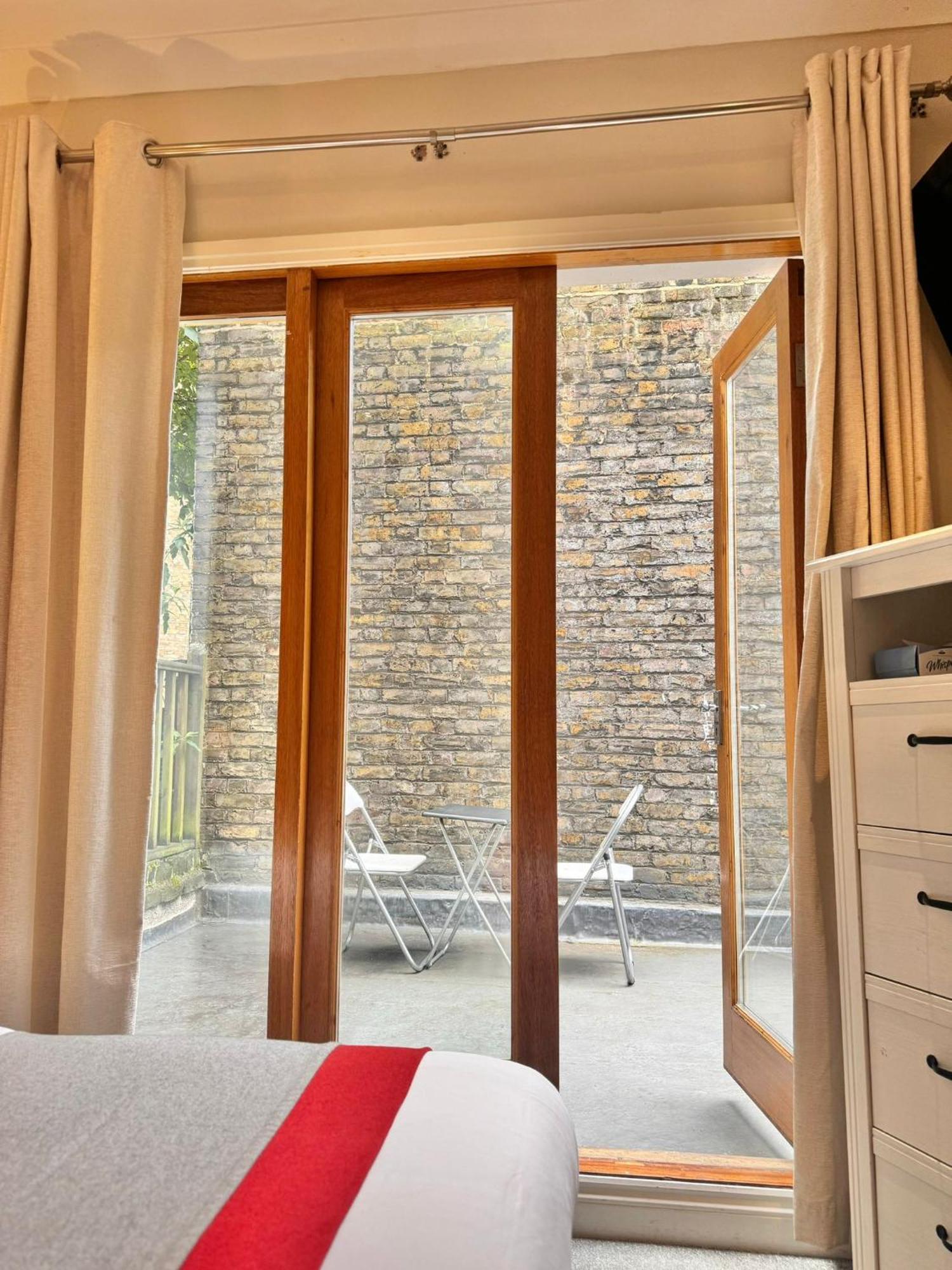 The Beverley Apartments London - Victoria 객실 사진
